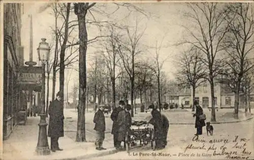 Ak Le Parc de Saint Maur Val de Marne, Place de la Gare