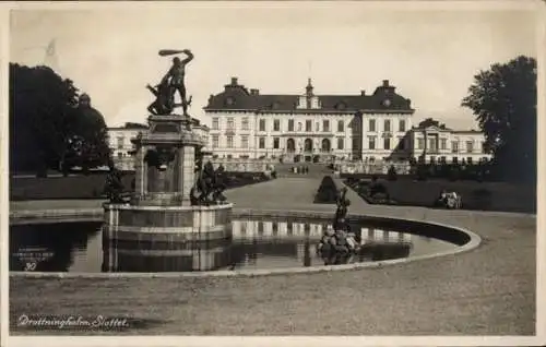 Ak Skansen Stockholm Schweden, Schloss Drottningholm, Brunnen, Skulpturen, Garten