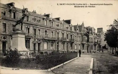 CPA Saint-Nazaire Loire Atlantique, Square Aymé-Duqualre Boulevard de l'Océan