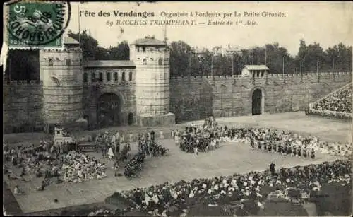 Ak Bordeaux Gironde, Fête des Vendanges, Bacchus Triomphant, große Menschenmenge,  Kulisse