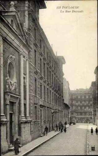 Ak Toulouse Haute Garonne, Straße La Rue Duranti,  Architektur, Menschen auf der Straße