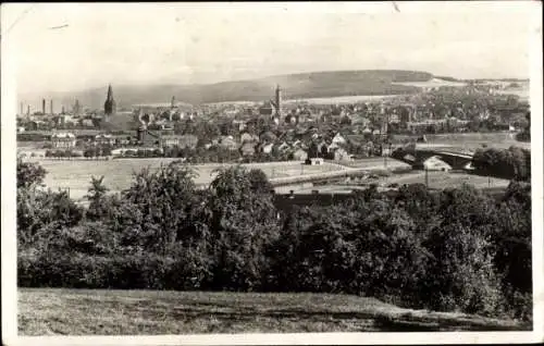 Ak Völklingen im Saarland, Stadtansicht, weite Landschaft,  Architektur, Turm, Gebäude