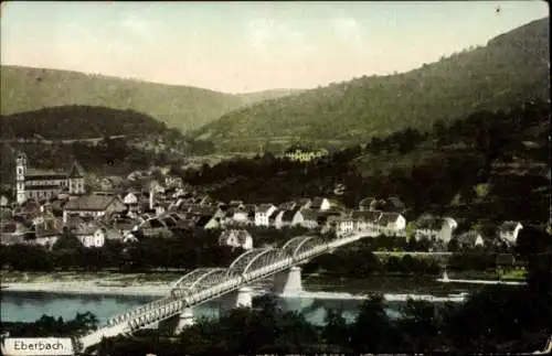 Ak Eberbach am Neckar Odenwald Baden, Stadtansicht mit Fluss, Brücke, Hügeln, Kirche