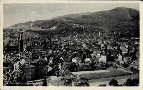 Ak Neustadt an der Weinstraße in Rheinland Pfalz, Blick auf den Ort mit Umgebung