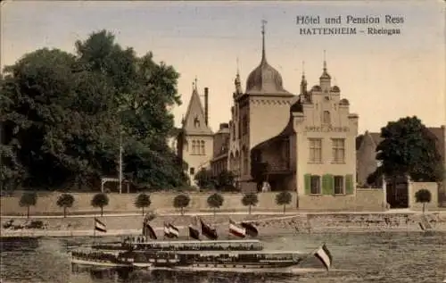 Ak Hattenheim Eltville am Rhein Hessen, Hôtel und Pension Ress, Rhein, Boot mit Flaggen, Bäume