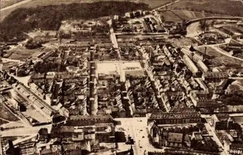 Ak Saarlouis im Saarland, Luftaufnahme