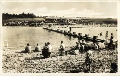 Ak Grüna in Sachsen, Im Sommerbad, Strandpartie