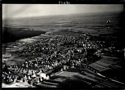 Ak Sandhausen bei Heidelberg, Das Bild zeigt eine Luftaufnahme von Sandhausen.