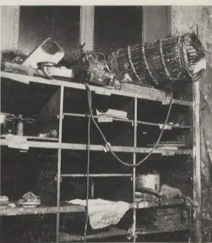 Original Foto Berlin Kreuzberg Umformerwerk U-Bahnhof Hallesches Tor, Büro, um 1945, ca. 12x12 cm