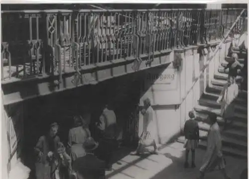 Original Foto Berlin Kreuzberg, U-Bahnhof Gleisdreieck, um 1945/46, ca. 13 x 17 cm