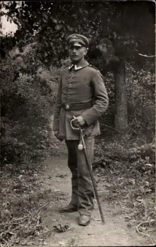 Foto Ak Hrodna Grodno Weißrussland, Deutscher Soldat in Uniform, Degen, 10D89