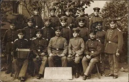 Foto Ak Magdeburg an der Elbe, Deutsche Soldaten in Uniform, 5. Korporalschaft