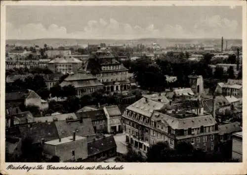 Ak Radeberg in Sachsen, Gesamtansicht, Realschule