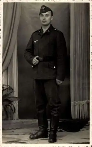 Ak Bourges Cher, Porträt eines Soldaten in Uniform