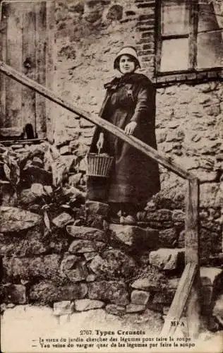Ak Französische Tracht, Wasserschöpferin