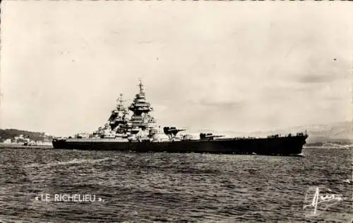 Ak Mulhouse Mülhausen Elsass Haut Rhin, Das französische Schlachtschiff Richelieu liegt vor An...