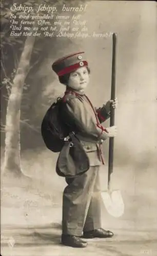 Ak Schipp, schipp, hurrah, Junge in Uniform