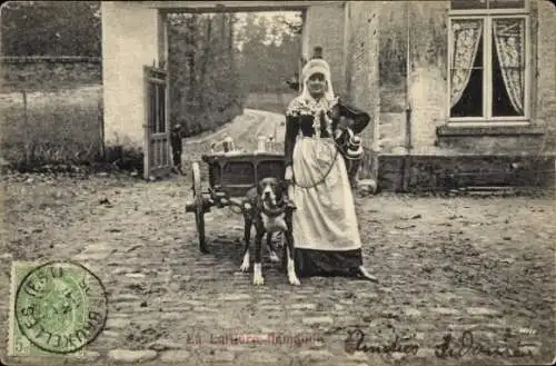 Ak Flämisches Milchmädchen, Hundekarren, Arbeitshund