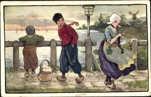 Ak Holland Michigan USA, Zwei Jungen und ein Mädchen in traditioneller holländischer Kleidung ...