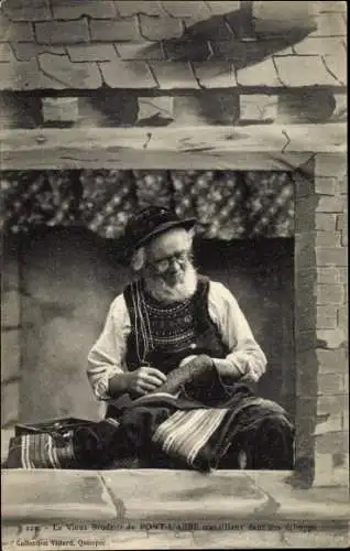 Ak Pont l'Abbé Finistère, Alter Mann in bretonischer Tracht