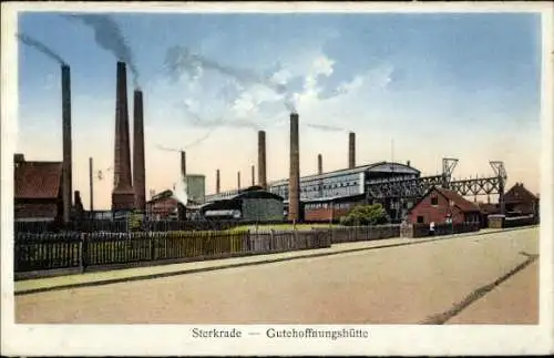 Ak Sterkrade Oberhausen am Rhein, Gutehoffnungshütte, Industriegebäude, Schornsteine, Straße