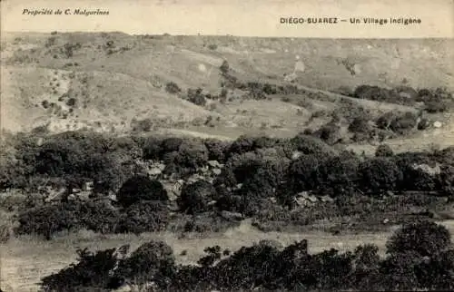 Ak Diego Suarez Antsiranana Madagaskar, Dörfliche Landschaft, Gebirge, indigene Villages, C. M...