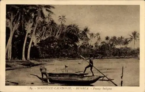 Ak Dumbea Neukaledonien, Einheimische am Strand mit Boot