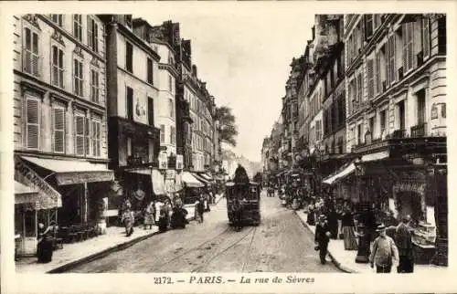 Ak Paris VI., La Rue de Sevres, Pferdestraßenbahn