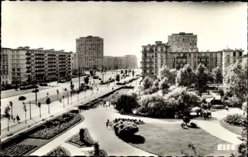 Ak Le Havre Seine Maritime, Stadtansicht, Avenue Foch, Wohngebäude, Parklandschaft