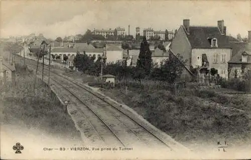 Ak Vierzon Cher, Bahngleise, Landschaft, Gebäude, Tunnelansicht