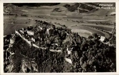 Ak Singen Hohentwiel Baden Württemberg, Luftaufnahme von  Ruinen, Natur, hügelige Landschaft