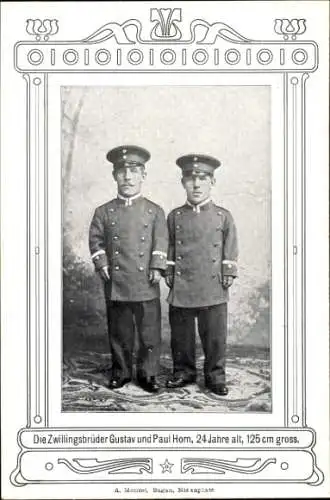 Ak Liliputaner, Zwillingsbrüder Gustav und Paul Horn, 24 Jahre alt