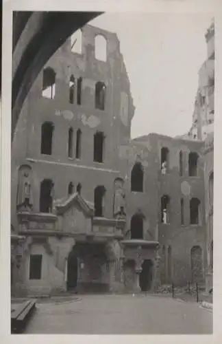 Original Foto Berlin Mitte, Strelitzer Str. 43, Vaterländischer Bauverein, um 1945/46, ca. 9 x 14 cm