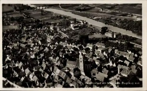 Ak Heidingsfeld Würzburg Unterfranken, Fliegeraufnahme des Ortes, Kirche