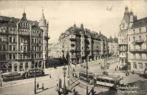 Ak Stockholm Schweden, Stadtansicht Stureplan, alte Gebäude, Straßenbahn, historische Atmosphäre