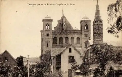 Ak Antananarivo Tananarive Madagaskar, Palais et Chapelle de la Reine, historische Architektur...