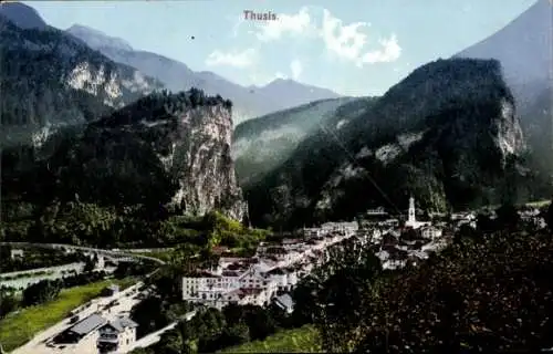 Ak Thusis Kanton Graubünden, Berglandschaft, kleines Dorf, Gebirge, Fluss