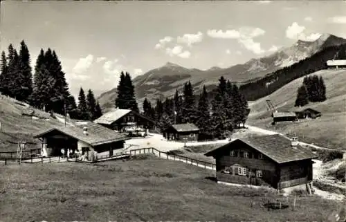 Ak Adelboden Kanton Bern Schweiz, Gebirgslandschaft, Holzhäuser, Berge, Wald, Sesselbahnstatio...