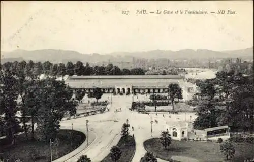 Ak Pau Pyrénées-Atlantiques, Bahnhof, Funikulier, Landschaft, historische Architektur