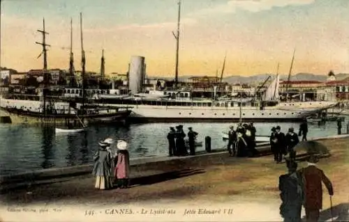 Ak Cannes Alpes Maritimes, Schiff im Hafen, Jetée Edouard III, Menschen in n Kleidern