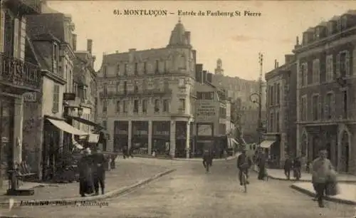 Ak Montluçon Allier, Historische Straßenansicht, Gebäude, Menschen, Geschäfte, Straßenverkehr