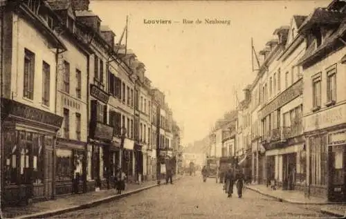Ak Louviers Eure, Straße mit Geschäften,  Architektur, Pferdefuhrwerk