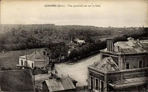 Ak Conches en Ouche Eure, vue panoramique sur la Gare