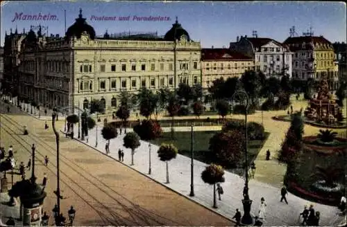 Ak Mannheim in Baden, Postamt und Paradeplatz,  Ansicht, prächtige Gebäude, Stadtpark