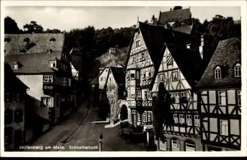 Ak Miltenberg am Main Unterfranken, Historische Fachwerkhäuser, enge Gasse, Stadtansicht, Schnatt