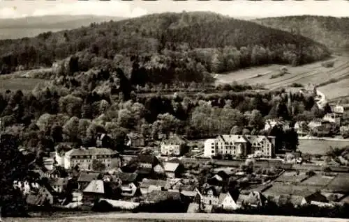Ak Bad Salzschlirf in Hessen, Landschaft mit Hügeln, Häusern, Bäume, Fotografie