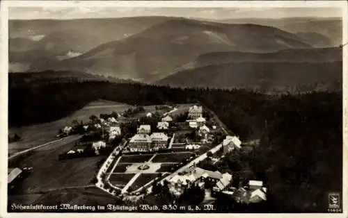 Ak Masserberg im Thüringer Schiefergebirge, Fliegeraufnahme von der Ortschaft, Klinke & Co. 11404