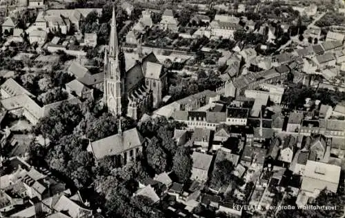 Ak Kevelaer am Niederrhein, Fliegeraufnahme, Basilika