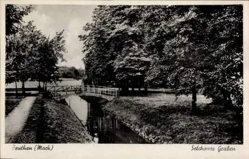 Ak Zeuthen in der Mark, Selchower Graben, Brücke