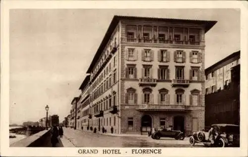 Ak Firenze Florenz Toscana, Grand Hotel in  Straßenansicht, historische Gebäude, Autos